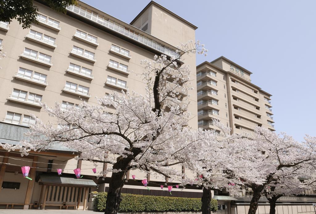 Suimeikan Gero Exterior foto The main building